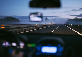 Adiós a los cristales empañados del coche: así es el spray antivaho que arrasa en Amazon