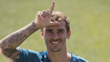 12/09/18 ENTREVISTA A GRIEZMANN JUGADOR DEL
ATLETICO DE MADRID