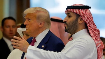 Estados Unidos y Arabia Saudita llegan al mayor acuerdo comercial entre ambos países. El estado saudí promete invertir $600,000 millones de dólares en la Unión Americana.