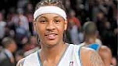 Anthony y LeBron se exhiben frente a los rookies