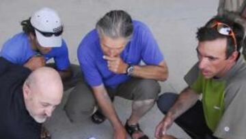 El equipo de rescate de Oscar Pérez ha iniciado el descenso desde el campamento base del Latok II, situado en un glaciar a 4.400 metros de altura, ante la mala situación meteorológica y después de que comenzara a nevar, informó a Europa Press el miembro del Club de Montaña Peña Guara, José Antonio Cuchi