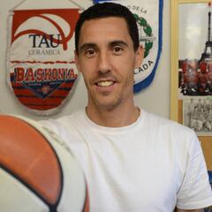 Prigioni anuncia su retirada un mes después de fichar por el Baskonia