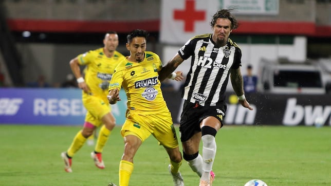 Bucaramanga domina, pero pierde ante Atlético Mineiro