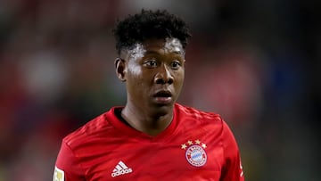 Bayern Munich's Alaba honoured by Barcelona link