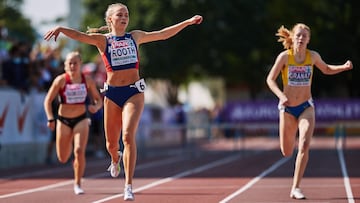 La atleta noruega Andrea Rooth en el 400m valla femenino de la Final del Europeo sub20