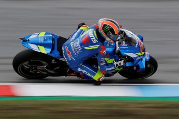 Álex Rins durante la clasificación del Gran premio de la República Checa. 