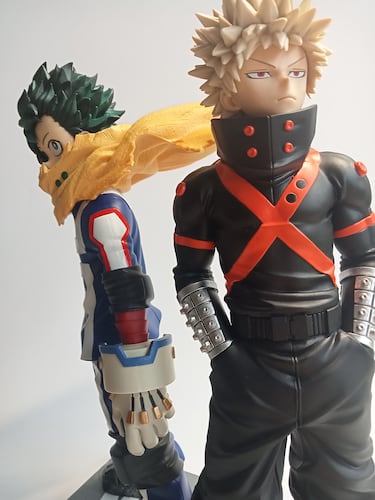 Izuku y Bakugo de 'My Hero Academia' por Banpresto