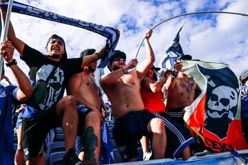 Más de 3 mil hinchas de Millonarios acudieron al Camping World Stadium de Orlando, Estados Unidos para el partido ante Everton por la Florida Cup.