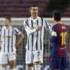 Berbatov: "No entiendo qué hacen Messi y Cristiano como finalistas al premio The Best"