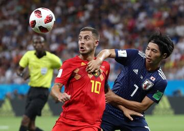 Eden Hazard y Gaku Shibasaki.