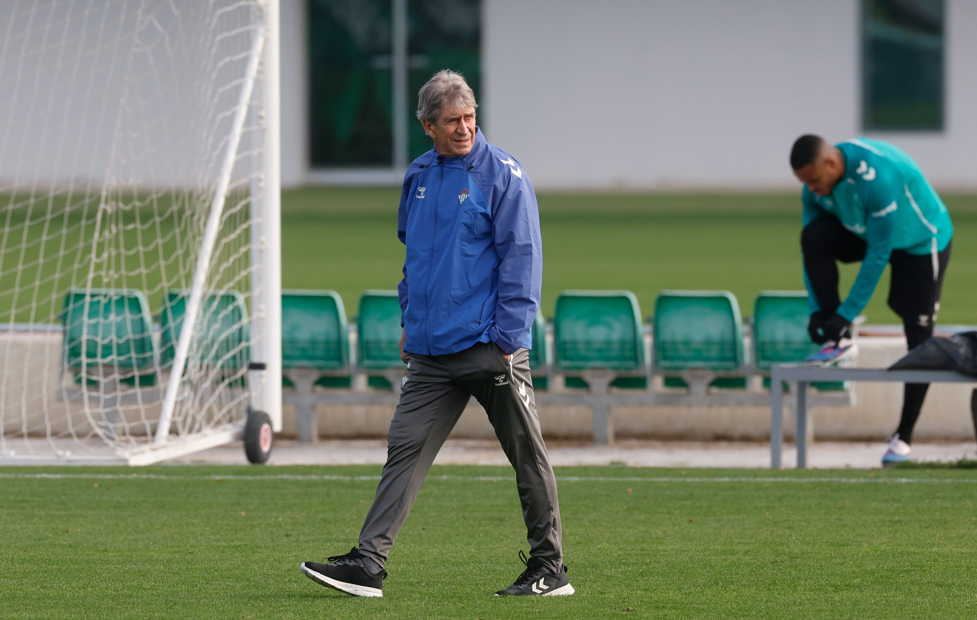 Pellegrini: “Es lamentable que Almeyda tenga tantos partidos de suspensión”