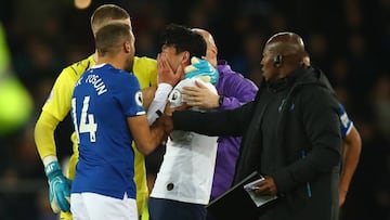Son del Tottenham se lamenta por la lesión de André Gomes.