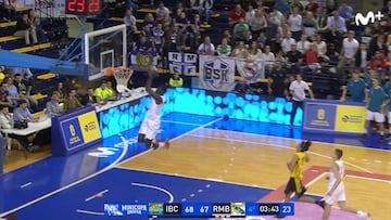 El chico de 14 años del Madrid que hace este mate: apunta alto...