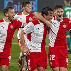 Bernardo y Bárcenas ahogan a un Castellón alicaído