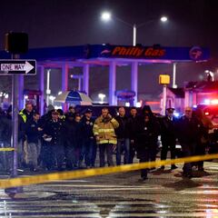 Plane crash in Philadelphia: aircraft crashes in residential area | What we know