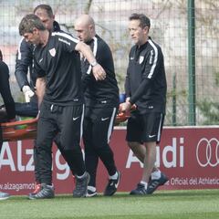 Remiro recibe el alta tras estar hospitalizado por un balonazo