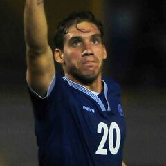 Pablo Punyed no espera ser el salvador de La Selecta