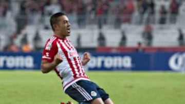 El mexicano tiene ofertas de la Bundesliga.