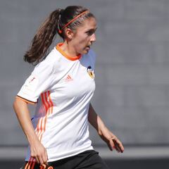Natalia Gaitán analiza presente del fútbol femenino en el país