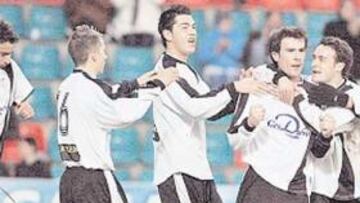 <b>LANZADOS.</b> La U.D. Salamnca tiene a tiro la fase de ascenso a Segunda división.