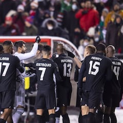 Canadá vs México termina con empujones de ambos equipos
