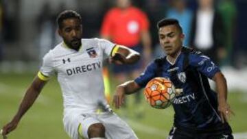 Jean Beausejour tuvo una dura lucha con el ataque de Independiente del Valle.