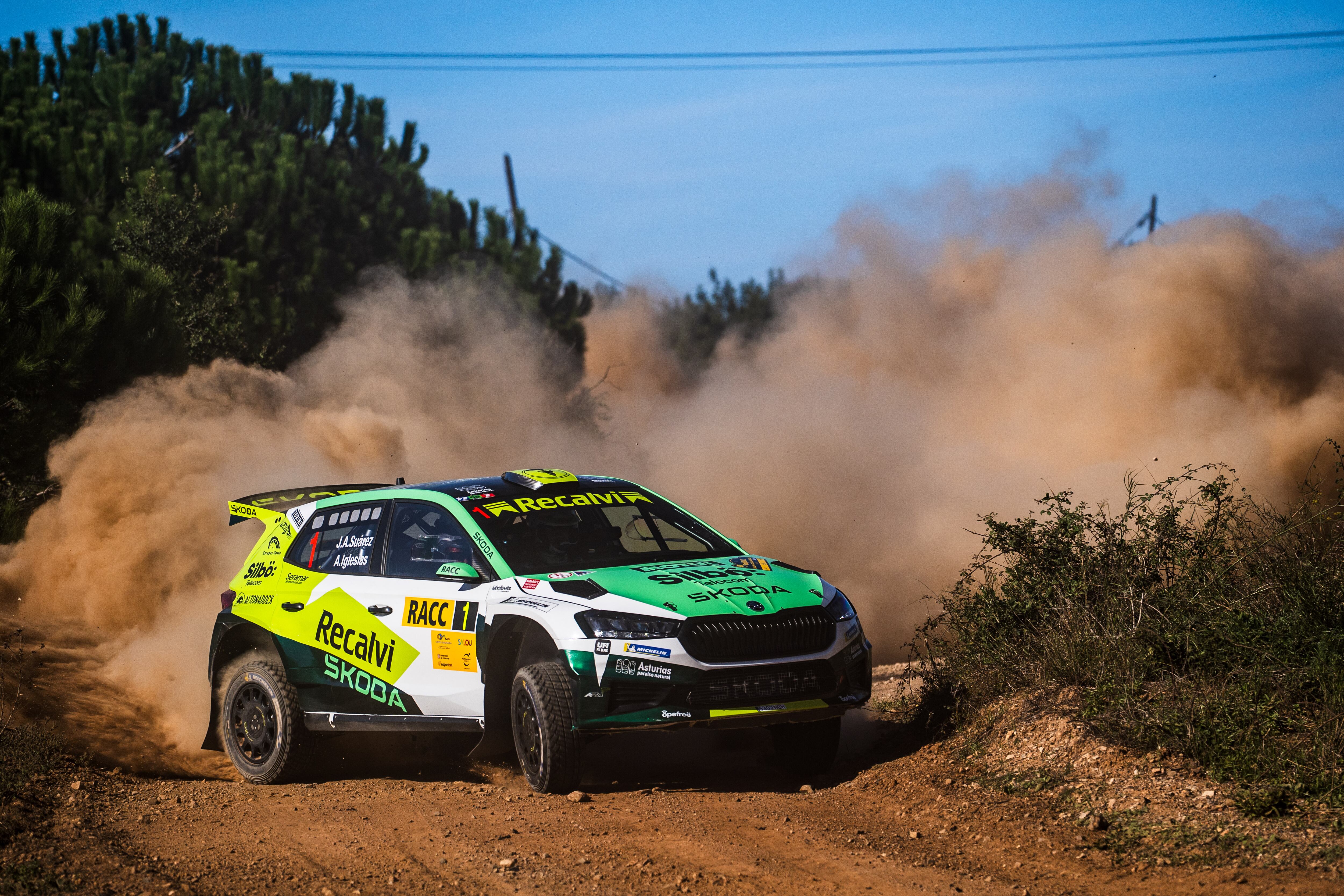 'Cohete' Suárez, con su Skoda en el SuperCER.