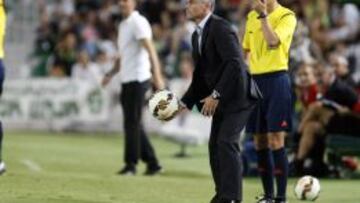 Escribá hará cambios ante el Madrid pensando en el Celta