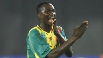 <b>LESIÓN. </b>Diarra se lesionó ayer en el minuto 27 del partido Mali-Chad.