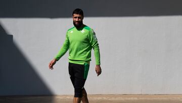 Fekir: “Si no fiché por el Liverpool es porque el Betis me estaba esperando”