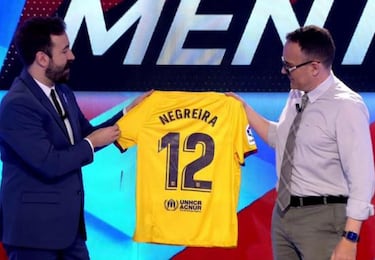 La promesa de Risto Mejide tras recibir la camiseta de Negreira
