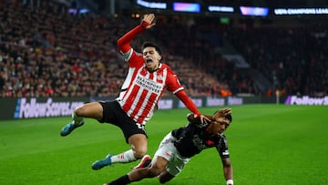 El lateral mexicoamericano fue titular con Los Granjeros en el primer episodio frente los Gunners, pero nada fue como lo esperaban.