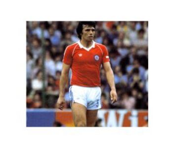 El&iacute;as Figueroa est&aacute; en el equipo ideal de la historia de la Copa Am&eacute;rica, pero nunca la gan&oacute;. El chileno la disput&oacute; en 1967 y 1979.