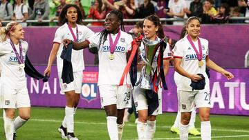 18/05/19 FUTBOL FEMENINO ESTADIO FERENCVAROS
FINAL UEFA WOMENS CHAMPIONS LEAGUE
OLYMPIQUE LYON - BARCELONA
ALEGRIA CELEBRACION CAMPEONAS COPA TROFEO