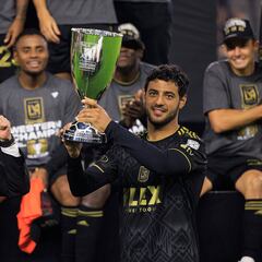 Real Sociedad estaría interesada en el regreso de Carlos Vela