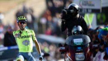 Contador dispara en meta. 