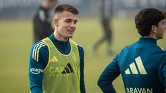 Radovanovic es finalmente baja y no entra en una convocatoria sin Bazdar