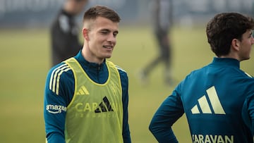 18/12/25 REAL ZARAGOZA ENTRENAMIENTO
Samed Bazdar