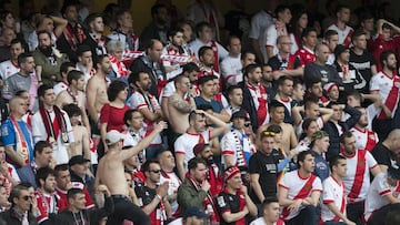 La afición del Rayo también se movilizó en la penúltima jornada para ir a Anoeta.