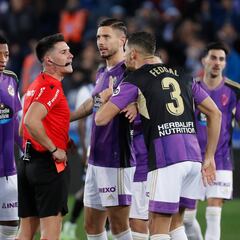 El Real Valladolid se plantea la salida de Feddal