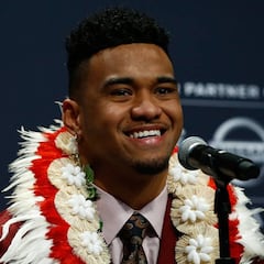 Tua Tagovailoa’s contract details: How much money does the Dolphins’ QB make? What’s his net worth?
