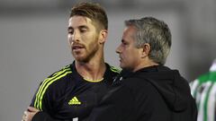 Sergio Ramos y Jos&eacute; Mourinho.