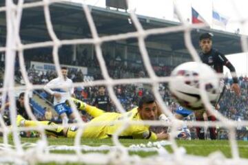 FECHA 8: Fin al invicto y la campaña perfecta. Colo Colo visitó a la UC en San Carlos y en un disputado duelo, los cruzados lo ganaron en los decuentos. Valdés había igualado minutos antes. 