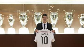 James Rodr&iacute;guez durante su presentaci&oacute;n como nuevo jugador del Real Madrid.