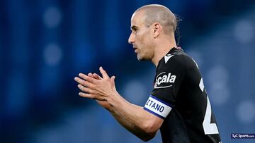 El ex Banfield y Boca en Argentina hizo una carrera de 12 años seguidos en Italia. Jugó para Genoa, Inter y Bologna, del cual partió tras el final de la última temporada. Hoy, con 39 años, está libre.