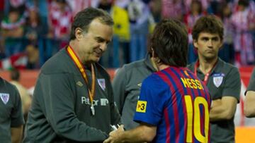 En Inglaterra avisan que Messi quiere a Bielsa en el Barcelona