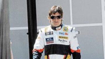 <b>CON CALMA. </b>Alonso quiere esperar para decidir su futuro, pero Ferrari está en el horizonte del español.