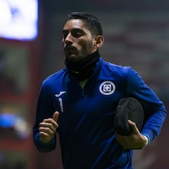 Jesús Corona agranda su historia en la Liga MX