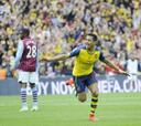 Alexis lideró la goleada ante el Aston Villa que vale una FA Cup