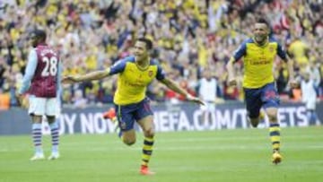 Alexis lideró la goleada ante el Aston Villa que vale una FA Cup